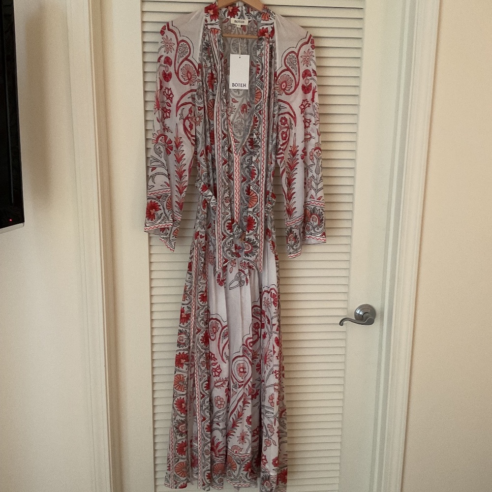 BOTEH Dahlia Wide Sleeve Maxi Dress Red/White Floral Small NWT - Picture 3 of 5